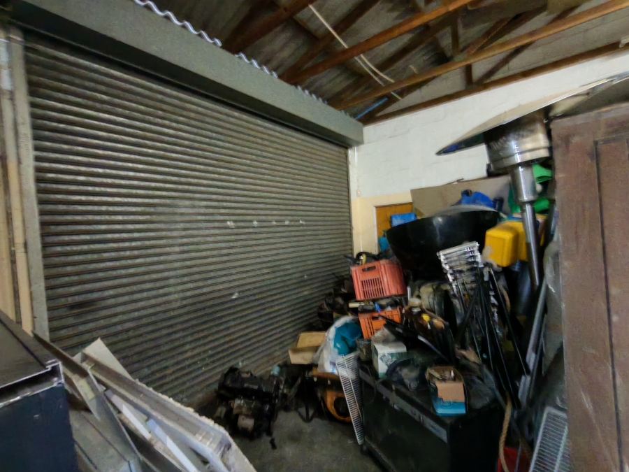 To Let Commercial Property for Rent in Somerset West Western Cape